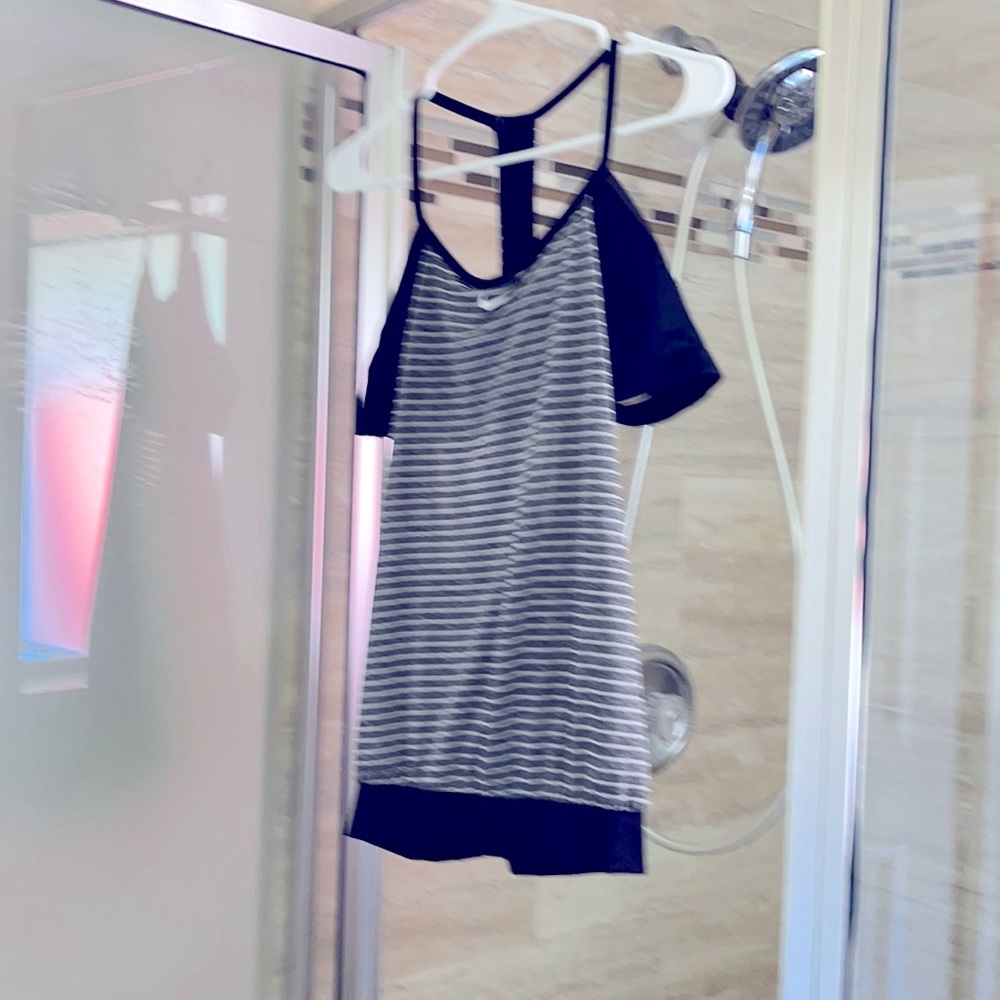 Athleta large
